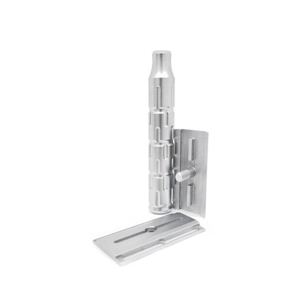 The Goodfellas’ smile safety razor stainless steel