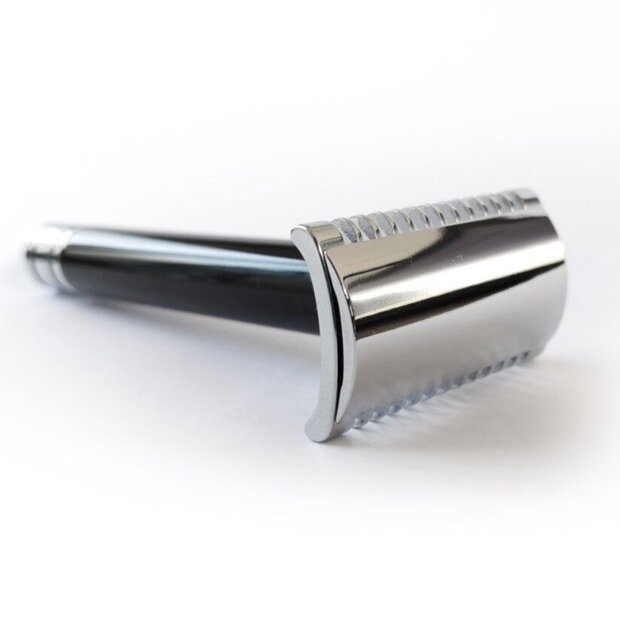 Fatip safety razor black tie nobile original open comb 